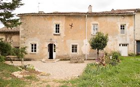 Maison de Maitre ancien logis du XVIIe